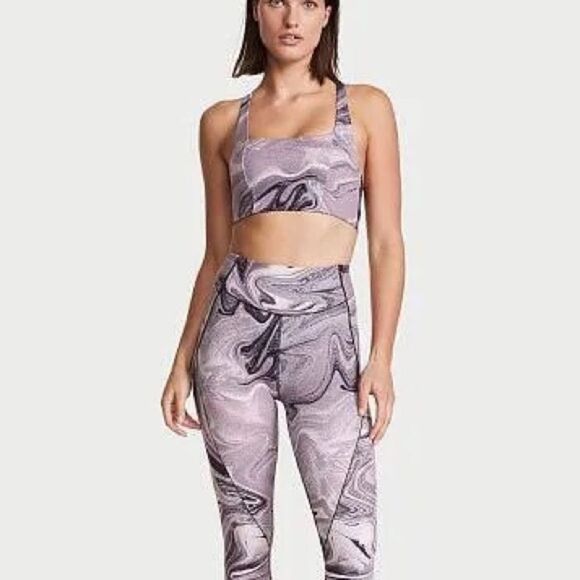 Victoria’s Secret Lightweight Medium Support Lined sport bra onix marble 38DDD - Picture 3 of 3